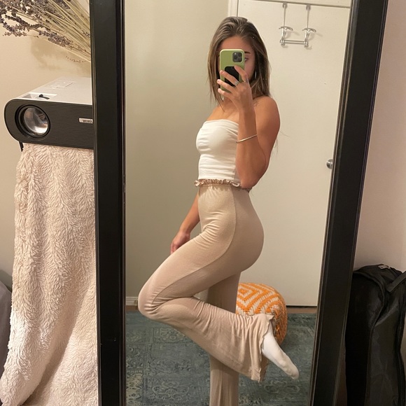 Flared cream pants - Picture 1 of 3